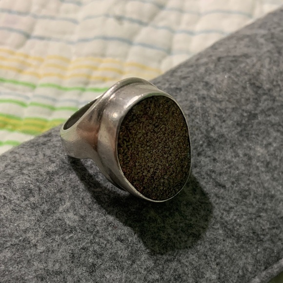 Jewelry - Silver and Brown women ring